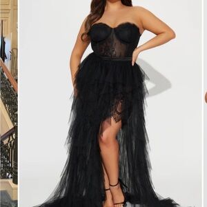 Elegant Black Strapless Dress